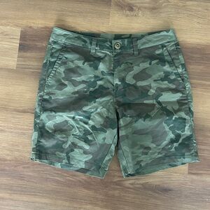 Roark camo shorts
